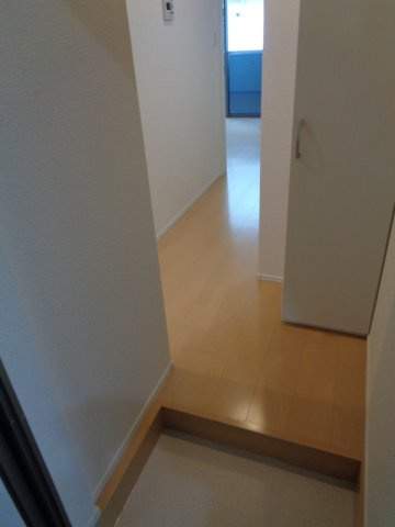 アークプレイス春日部の玄関