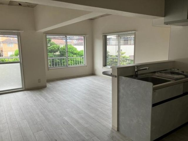 井上マンション 　E-080の居間・リビング