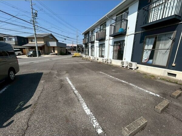TSにしやま　　刈谷市近郊の賃貸ならクラスホーム刈谷店の駐車場