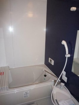 【浴室】 | ＭＡ　ＭＡＩＳＯＮ | 追い焚き機能、浴室乾燥機付きバス。