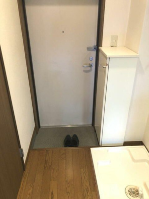 【玄関】