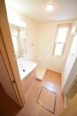 【設備】 | エスポア | 脱衣所・洗濯機置場です！