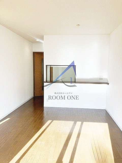 サンリバーオオモリ の居間・リビング|洋室のお部屋です。