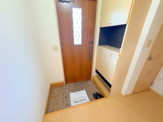 榮タウンハウスの玄関|玄関です