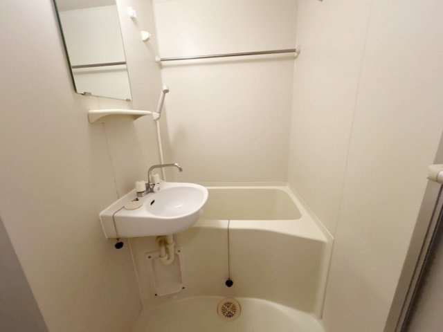 レオパレスグリーンパーク深谷 の洗面所