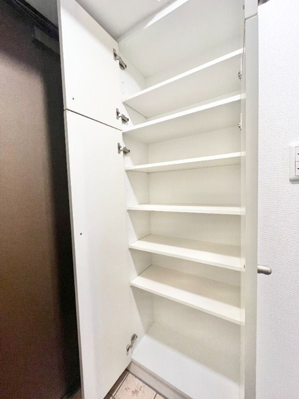 Ｔ・Ｏ　ＢＬＤＧ．１ｓｔ．の収納|他部屋参考写真