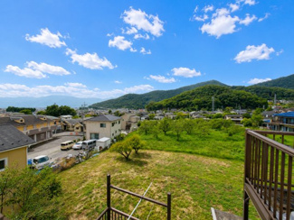【展望】 | 甲府市西田町 敷地148坪・建物358㎡の広々中古戸建 | バルコニーより西側を望む