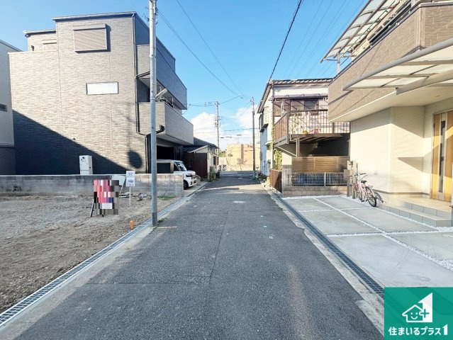 堺市堺区緑ヶ丘北町　第1期　新築一戸建ての前面道路含む現地写真|周辺は閑静な住宅街です。前面道路もしっかりと有りますので車の出し入れも安心ですよ！