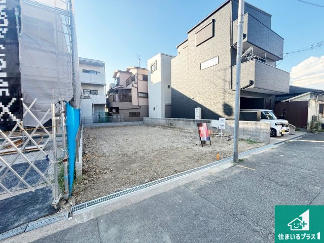 堺市堺区緑ヶ丘北町　第1期　新築一戸建ての前面道路含む現地写真|周辺は落ち着いた街並みの住宅地！子育てがしやすい住環境です！まだ未完成ですが、現地でしかわからない事もございます。是非一度ご覧ください。