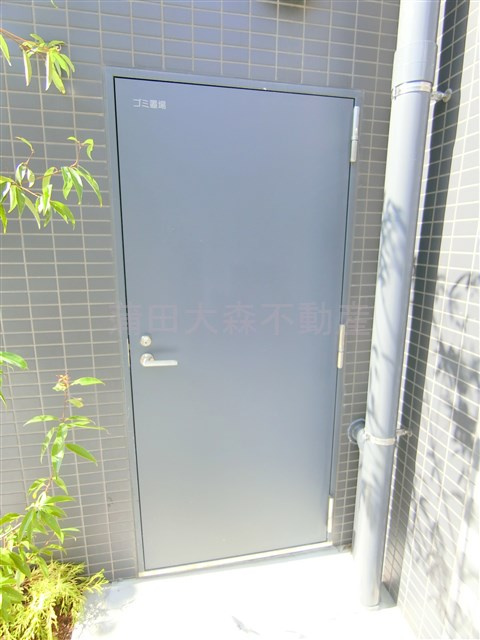 アークマーク大森西のその他共用部分|曜日時間関係なくゴミ出し可能なゴミ捨て場！