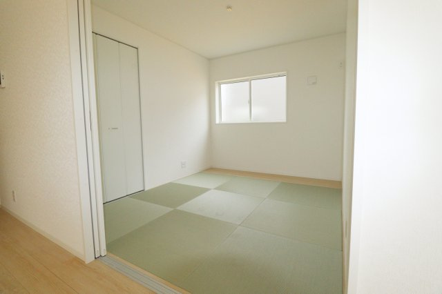 矢吹町八幡町第２１　　　６号棟　　　善郷小学校、矢吹中学区の和室