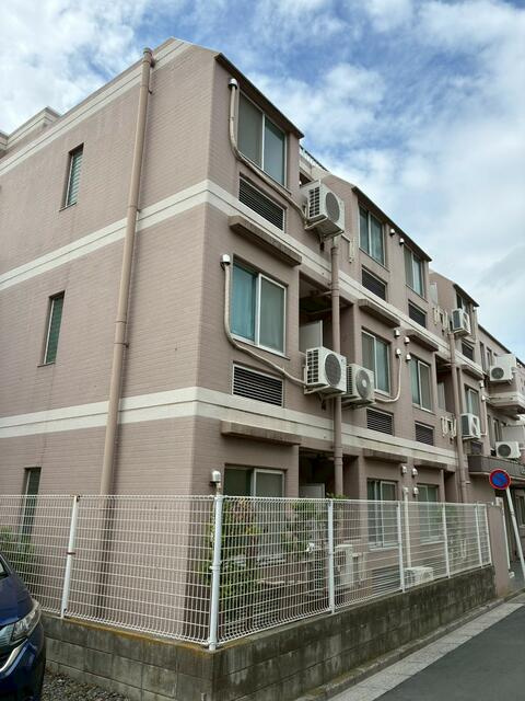 アーバンヒルズ高砂の外観