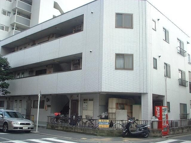 コーポエーリエルのエントランス