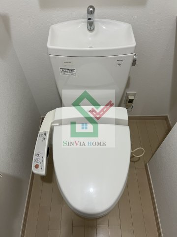 コンフォート栗原2のトイレ