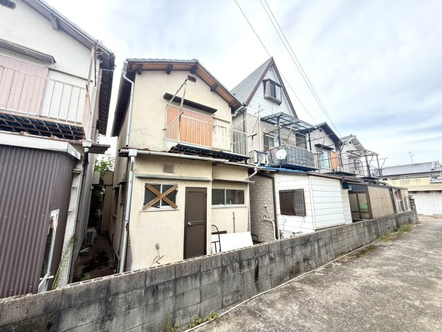 貝塚市半田2丁目　中古戸建の外観
