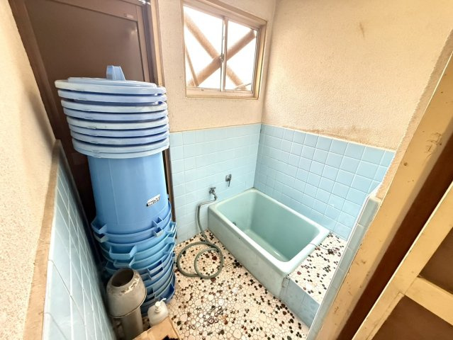 貝塚市半田2丁目　中古戸建の浴室