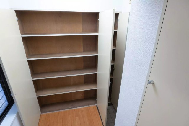AP1502 レオパード立川 202の収納|大きなものも収納できそうです