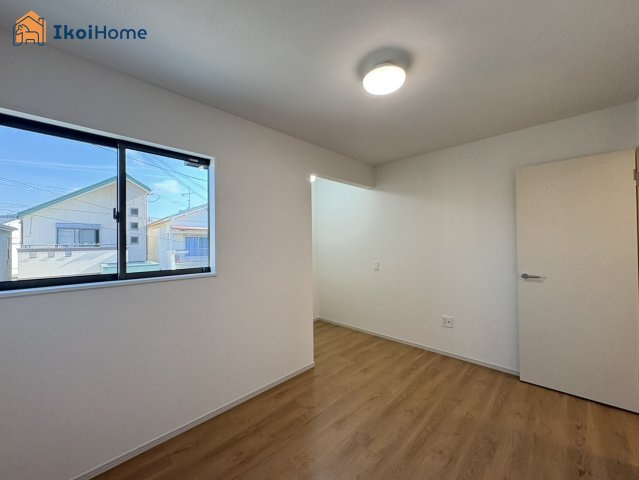 明石市大久保町大窪19期　新築戸建の子供部屋|【ホームページに現地動画掲載中】●年中無休：当日予約可●ペアガラス完備！一般窓ガラスの２倍の断熱効果