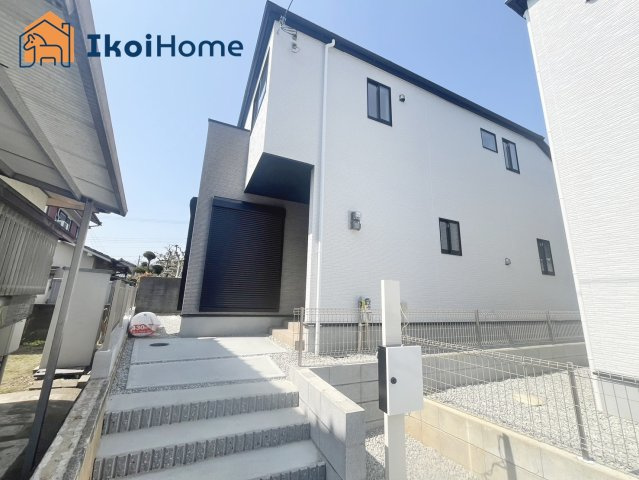 明石市大久保町大窪19期　新築戸建のその他|◆同社施工事例◆土地の大きさにより駐車台数は2～4台程度になります
