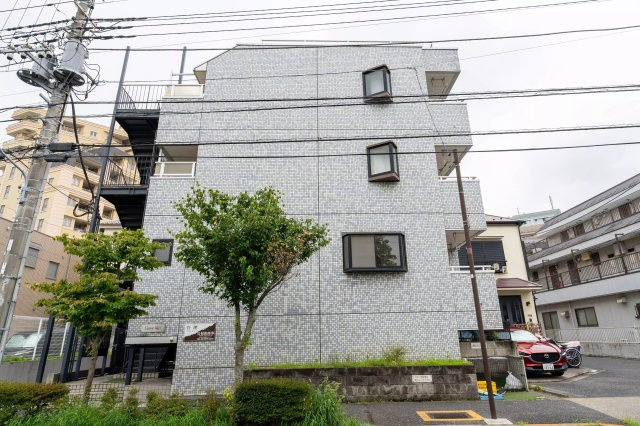 AP198 リエス瑞江 408の外観|外観は落ち着いています