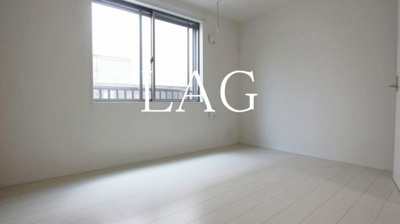 【居間・リビング】 | サンズパーク六実 | 洋室のお部屋です。