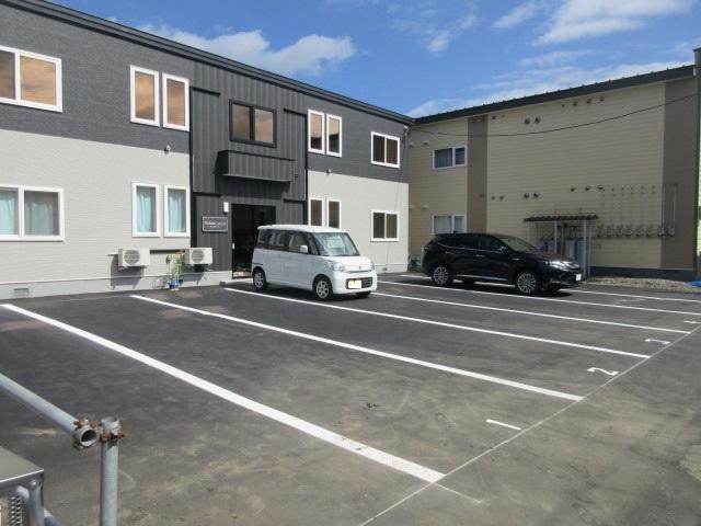 リシェスオアジスⅡの駐車場