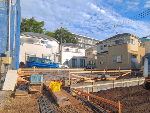 富士見市諏訪２丁目の新築一戸建の外観|2026年9月撮影　
長く安心・快適に暮らせる長期優良住宅♪
新築一戸建て　全3棟　
資料請求やご見学などお気軽にお問い合わせください。