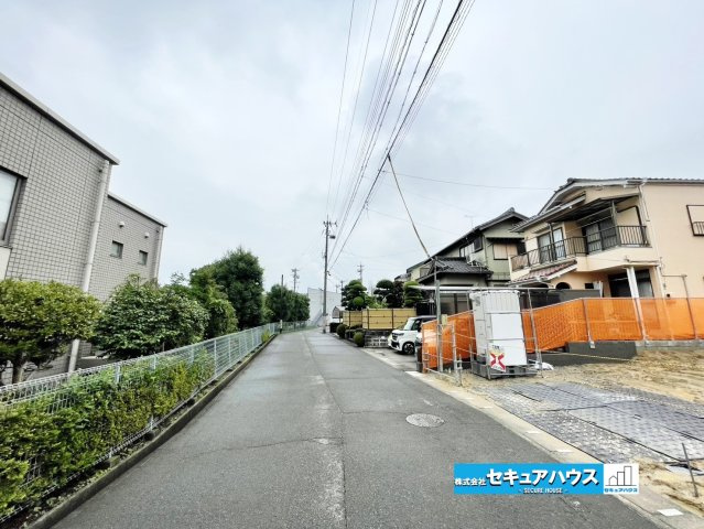 【同施工物件ご案内可能】知多市にしの台　全1棟の前面道路含む現地写真|事前予約にて現地ご見学いただけます！お気軽にお問い合わせください♪
■株式会社　セキュアハウス■
住宅ローンに強く、知識、経験豊富なスタッフ在籍
お客様に寄り添い、ご成約後もサポート致します