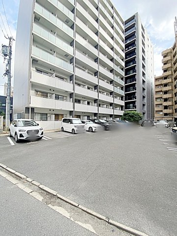 スカイコート千代田の駐車場