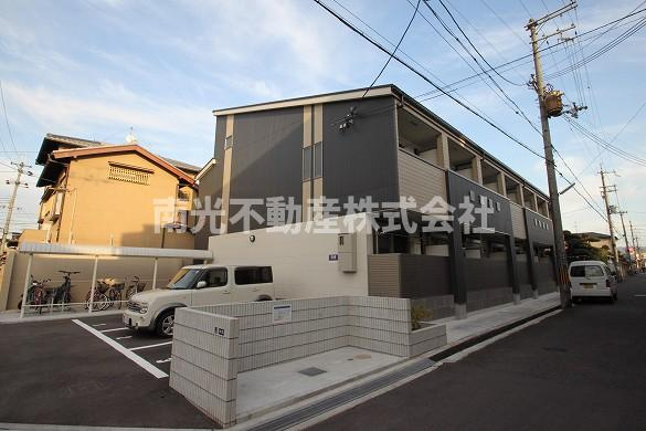 リバーサイド金岡 七番館の駐車場
