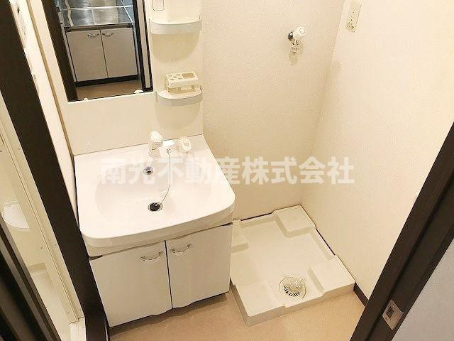 リバーサイド金岡 七番館の独立洗面台