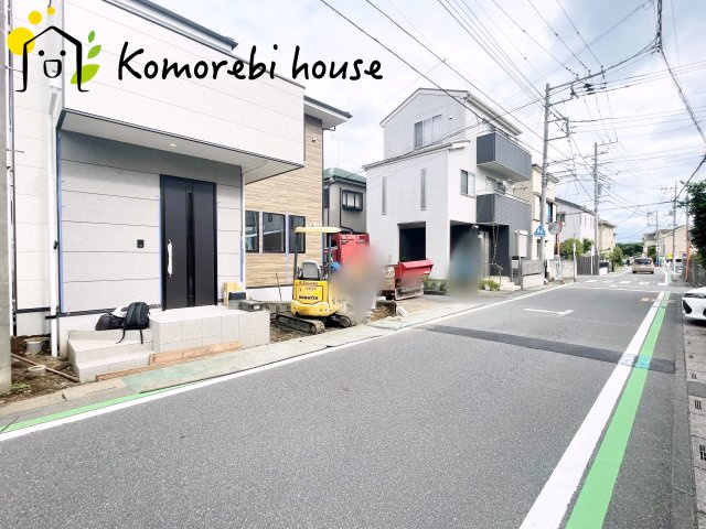 KIS上尾市本町　7期　新築一戸建て　KEIAI GRACE　01の前面道路含む現地写真|26.9.18