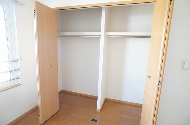 ベル・アンジュⅠの収納|別部屋イメージ写真