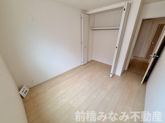 【新築】高崎市新町第８　３号棟(全９棟)　リーブルガーデン　新築建売分譲の洋室|コンパクトで使いやすい洋室です
