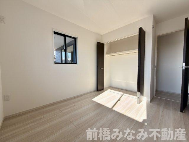 【新築】渋川市石原１期　２号棟(全２棟)　アーバンスタイル　新築建売分譲の洋室|ゆったりした洋室です