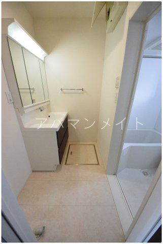 【設備】 | マリヴェール | 室内洗濯機置場になります