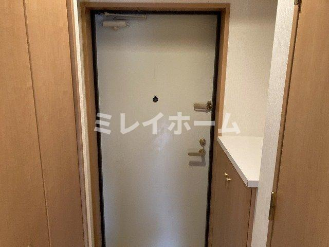 ジュエル荏原中延の玄関