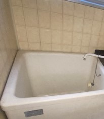 あすかアパートメント瀬谷Aの浴室