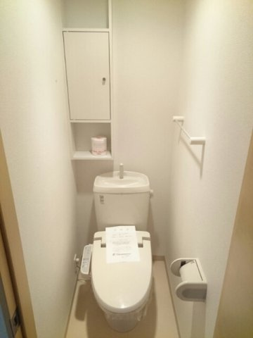 カーサ・ヴェルデのトイレ|コンパクトで使いやすいトイレです