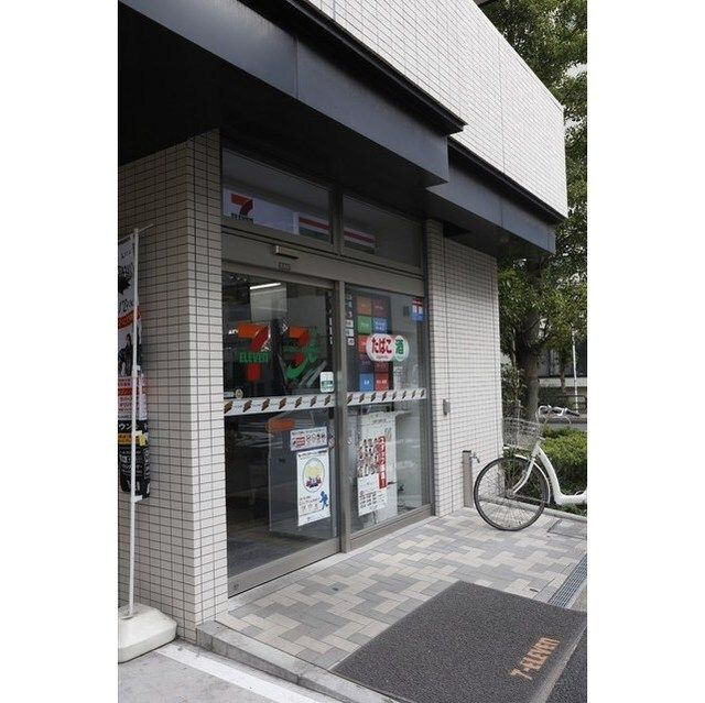 ソレアード葛西のエントランス