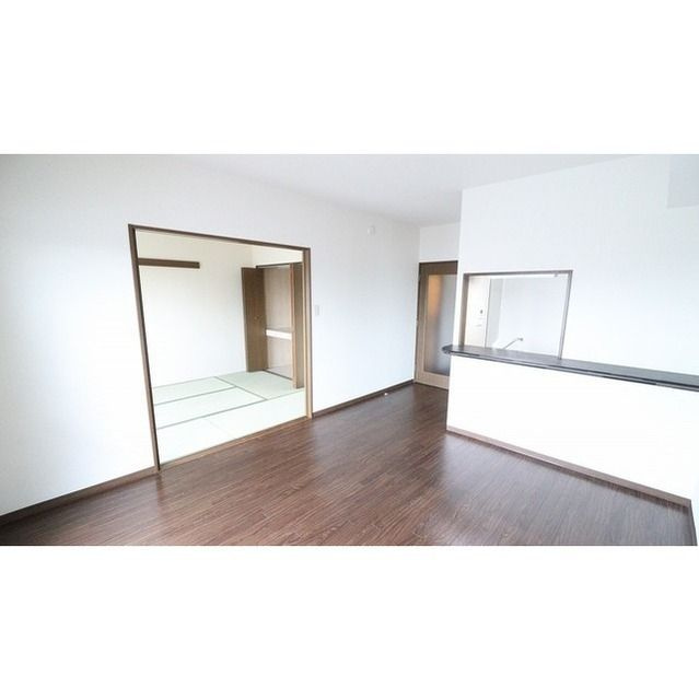 ソレアード葛西の居間・リビング|他部屋参考写真
