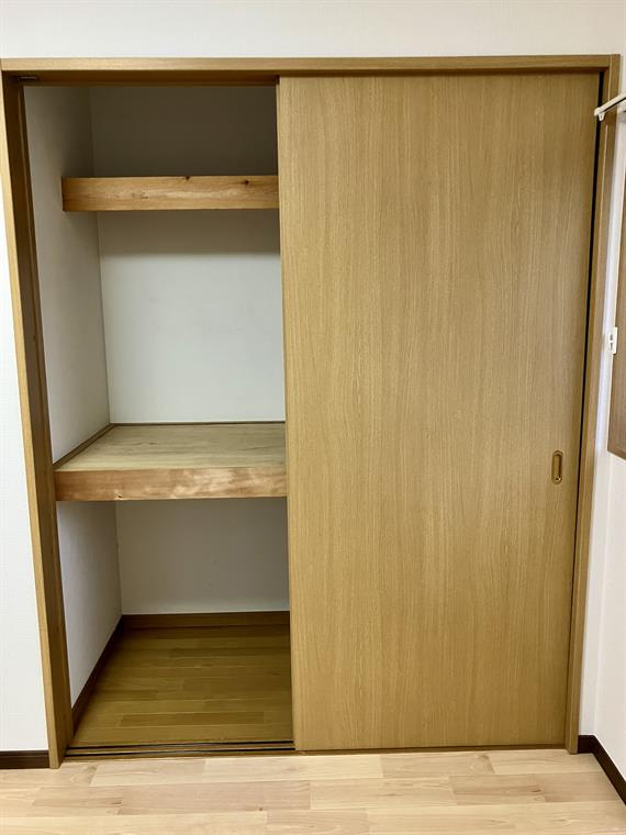 駒沢戸建の収納