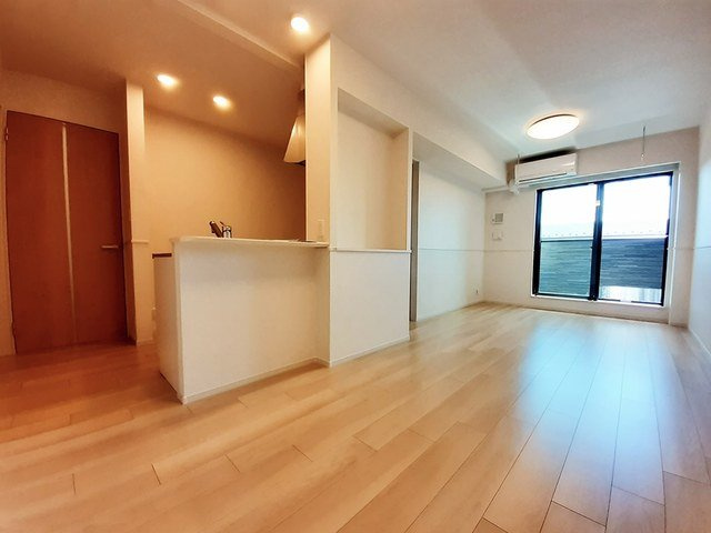 サンライズ桜町Ｂの居間・リビング