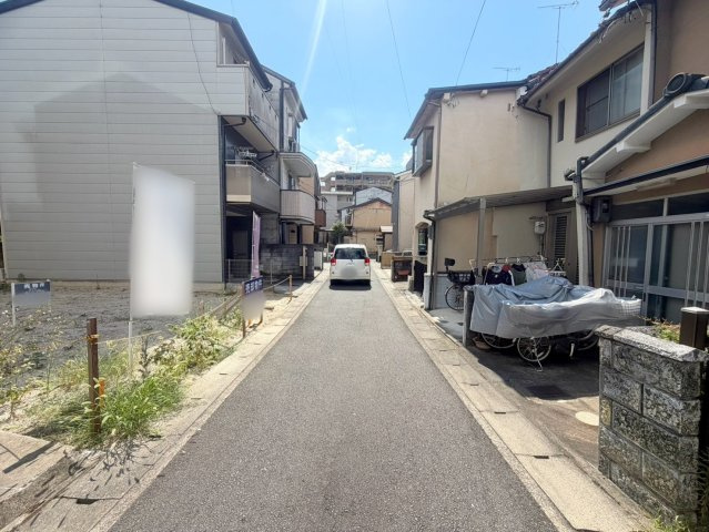 桃山町丹後の前面道路含む現地写真