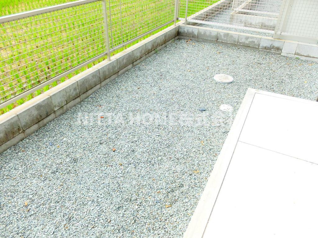 丹波市春日町黒井のアパートの庭|専用テラスになります♪