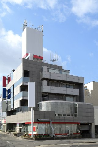 ワークステージ西宮の外観