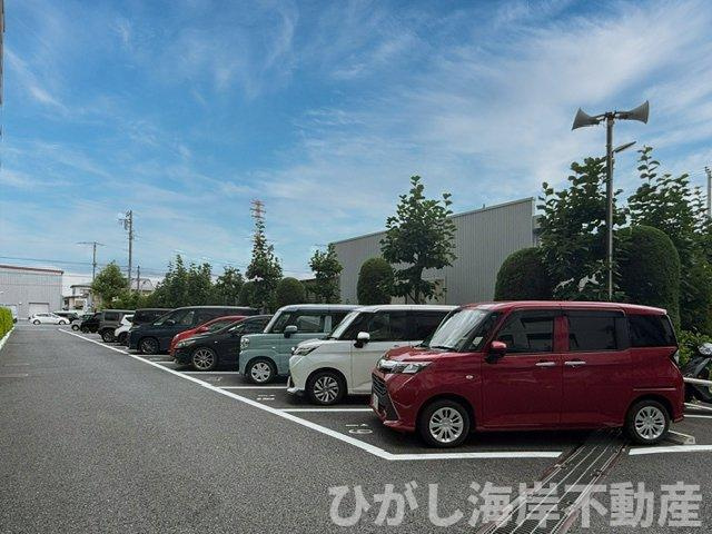 サンシャイン平塚の駐車場|敷地内駐車場