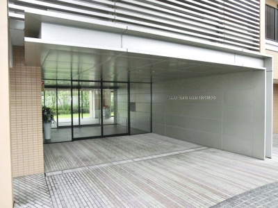 【エントランス】 | ブランズ・ヴェリテ堺七道 | 居室窓あります♪明るい住まいに気持も明るくなりますね！