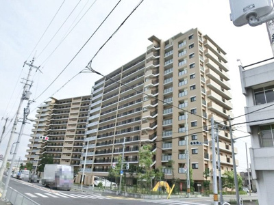 【外観】 | ブランズ・ヴェリテ堺七道 | 
【２WAY利用可能】南海本線「七道」駅まで徒歩９分・阪堺電気軌道阪堺線「大和川」駅まで徒歩１３分！毎日の通勤・通学に便利ですね♪