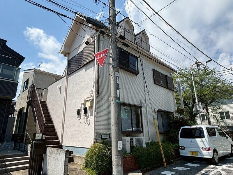 西窪町ハイツの外観